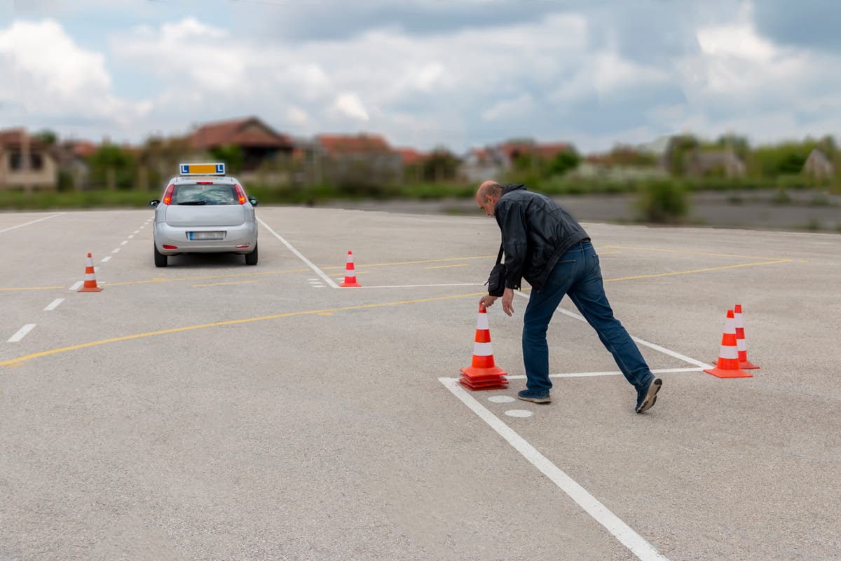 Go Beyond Basics: Gain Real Confidence with 10-Hour Behind-the-Wheel Lessons for Adults